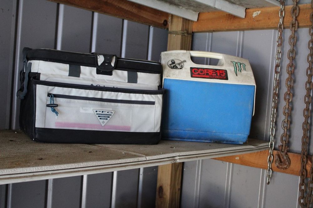 Lot 330: 2 LUNCH COOLERS