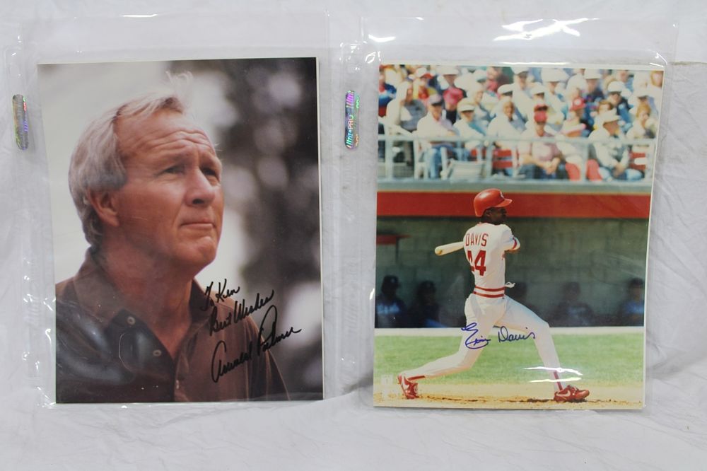 Lot 106D: AUTOGRAPH PICTURES