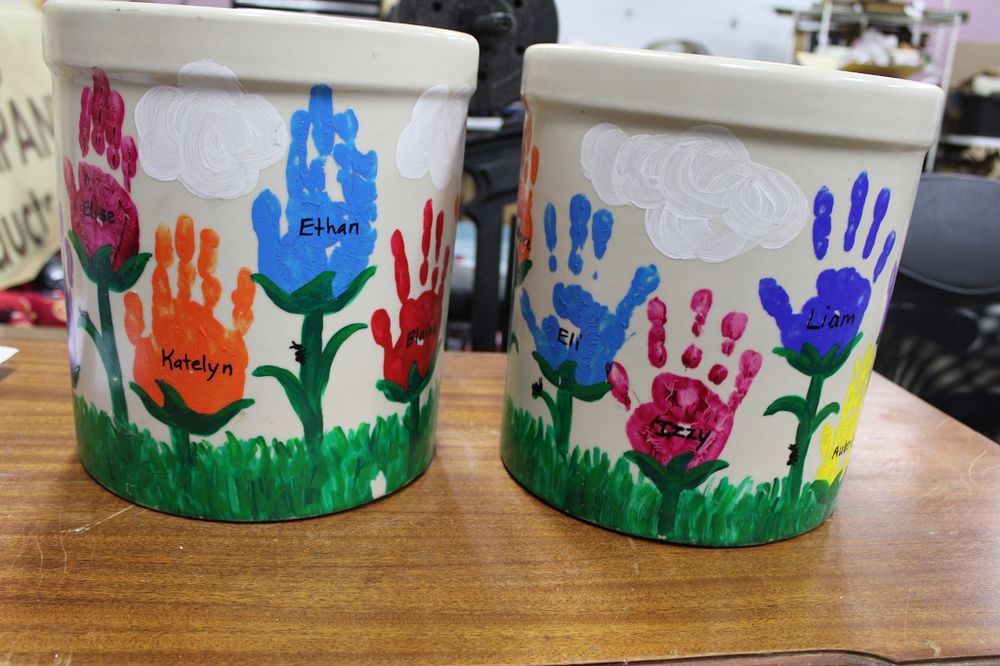 Lot 134A: HAND PAINTED CROCK