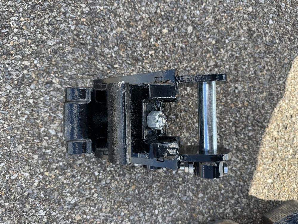 Lot 181: NEW MINI EXCAVATOR ATTACHMENT