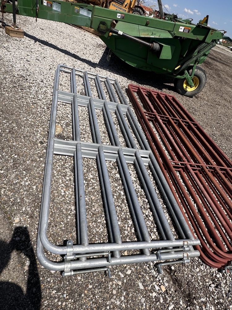 Lot 206a: GALVANIZED FARM GATE