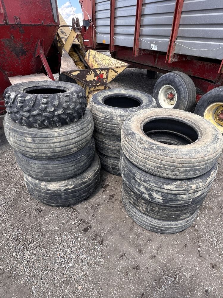 Lot 281: TIRES