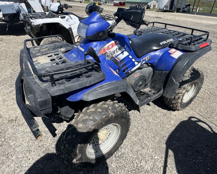 Lot 307: POLARIS 400 SPORTSMAN 4 WHEELER 4WD