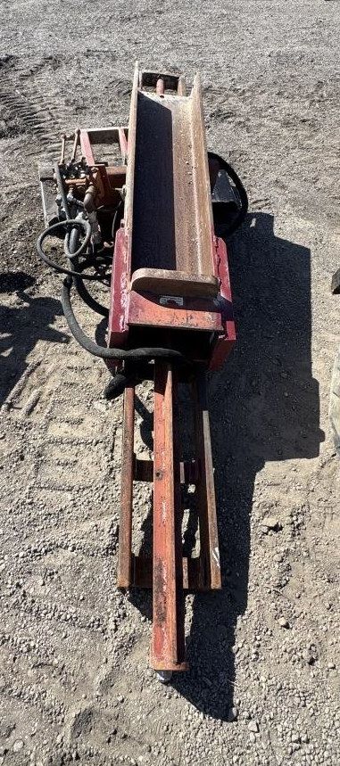 Lot 312: POST DRIVER