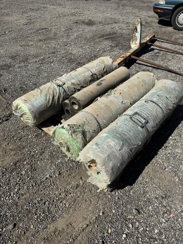 Lot 324: PALLET OF NETWRAP - PLASTIC WRAP