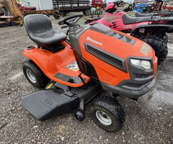 Lot 344: HUSQVARNA LAWN MOWER