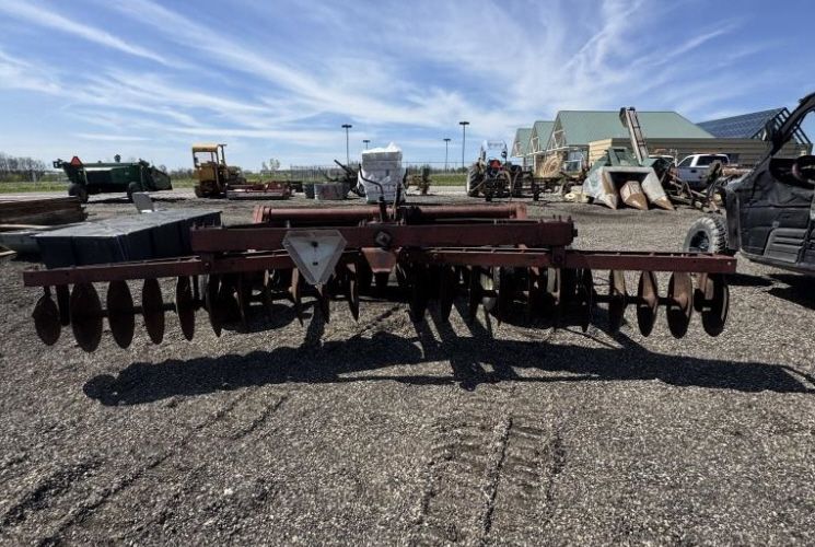 Lot 357: 14 FT TRANSPORTING DISC