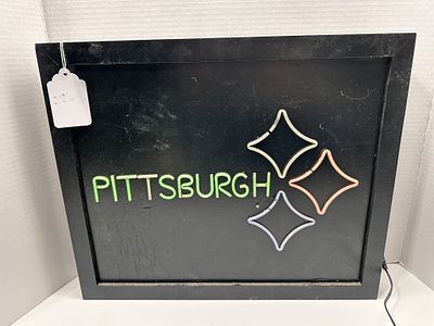 1 - PITTSBURGH STEELERS LED SIGN. WORKS AND LIGHTS UP FOUR DIFFERENT COLORS