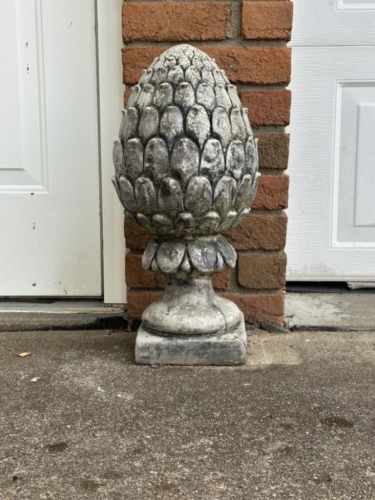 Lot 625: PINEAPPLE CONCRETE STATUE