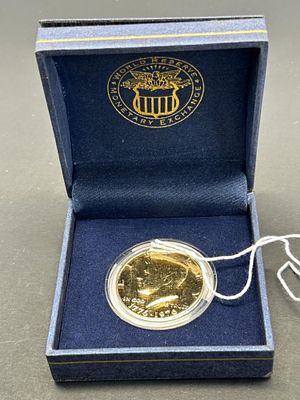 1 - WORLD RESERVE MONETARY EXCHANGE 1776 - 1976. HALF A DOLLAR COIN