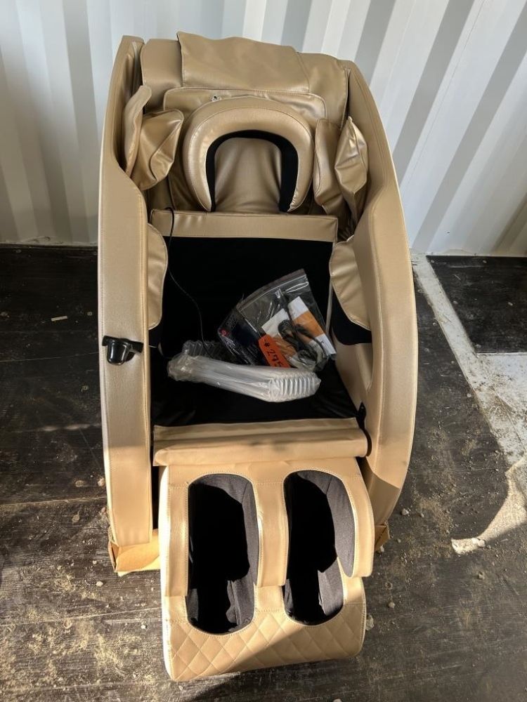 Lot 274: FUTURE MASSAGE CHAIR
