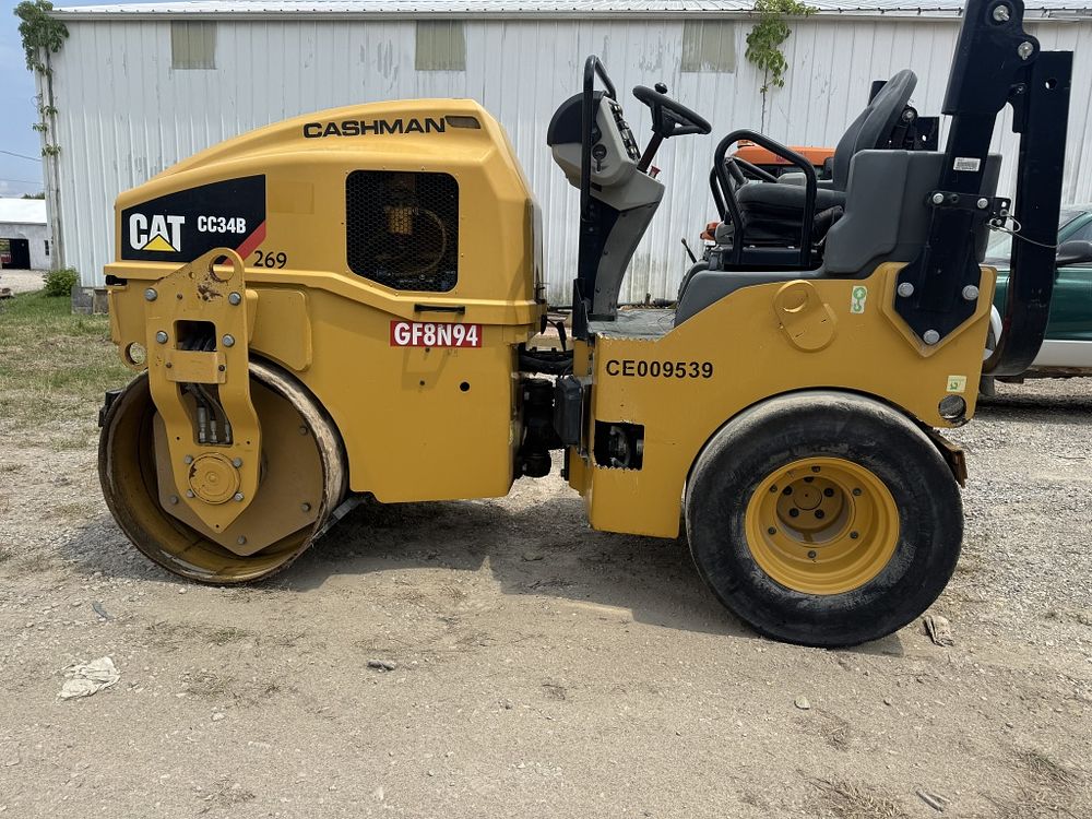 Lot 88a: 2018 CATERPILLAR CC34B