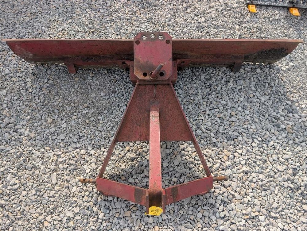 Lot 425: BOX SCRAPER