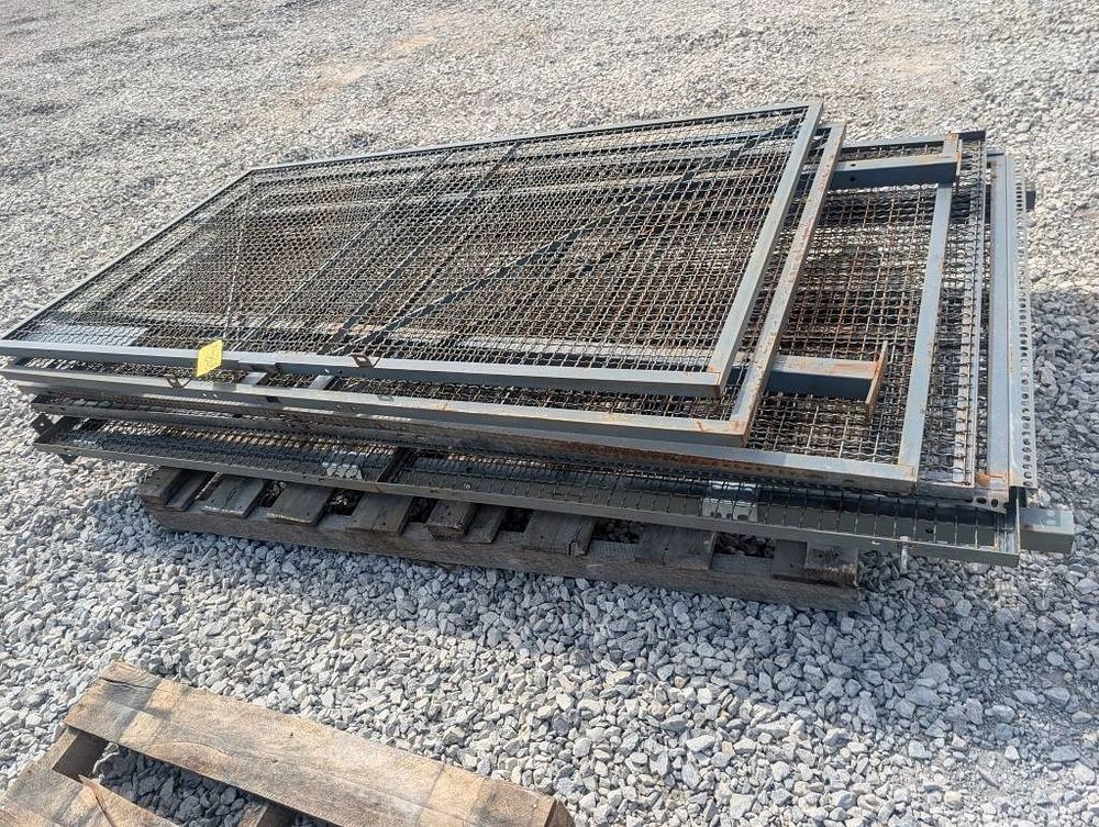 Lot 486b: WIRE CAGE