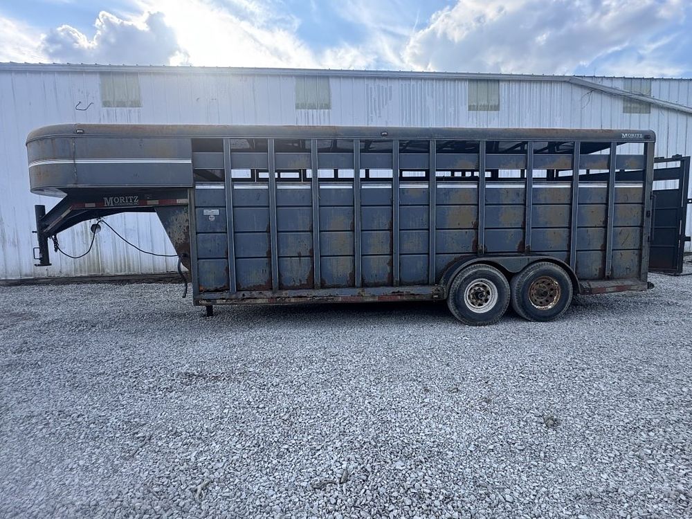 Lot 499: MORITZ GOOSENECK TRAILER