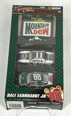 DALE EARNHARDT JR. MT.DEW. NOS DALE EARNHARDT JR. #88 MT. DEW AND AMP NATIONAL GUARD SET OF 1:64 