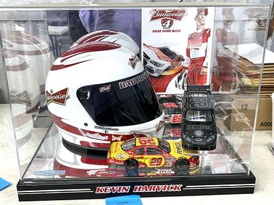 KEVIN HARVICK HELMET. KEVIN HARVICK #29 BAD BOYS BUGGIES HELMET IN DISPLAY WITH 3 DIE-CAST CARS 
