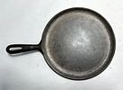 #9 USA CAST IRON GRIDDLE SKILLET. PRIMITIVE 9 INCH SKILLET MADE IN USA CAST IRON SKILLET GRIDDLEImage - 1