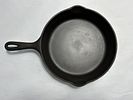 VINTAGE WAGNER WARE SYDNEY CAST SKILLET. #8 FRONT TOP HANDLE MARKED AND WAGNER WARE SYDNEY -0- 1058YImage - 1