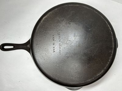 GRISWOLD #14 SKILLET. GRISWOLD #14 CAST IRON SKILLET