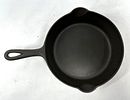 GRISWOLD #5 SKILLET. GRISWOLD #5 CAST IRON SKILLET ERIE #724Image - 1