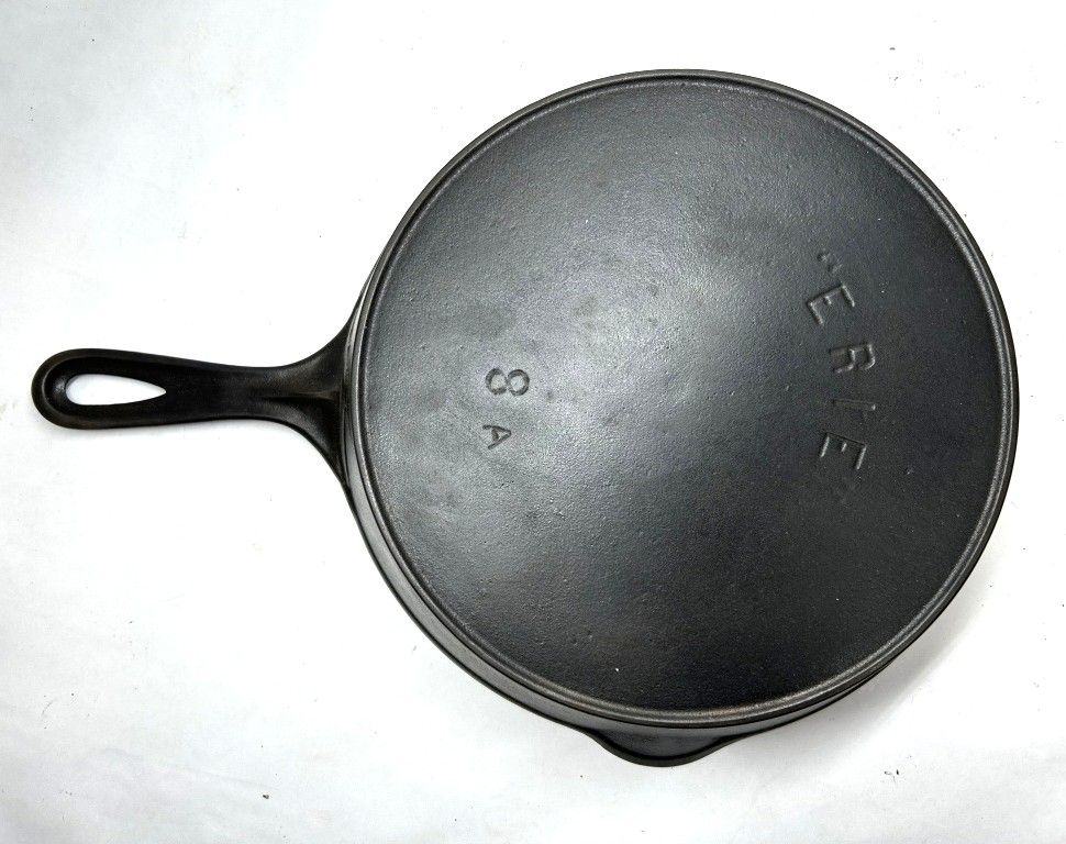 VINTAGE ERIE CAST IRON SKILLET. VINTAGE ERIE 8A CAST IRON SKILLET BY THE GRISWOLD BRAND