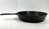 VINTAGE ERIE CAST IRON SKILLET. VINTAGE ERIE 8A CAST IRON SKILLET BY THE GRISWOLD BRANDImage - 2