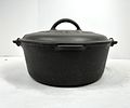 GRISWOLD #9 TITE TOP DUTCH OVEN. GRISWOLD #9 TITE TOP BASTER CAST IRON DUTCH OVENImage - 1