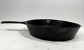 VINTAGE WAGNER WARE SKILLET. WAGNER WARE #8 SKILLETImage - 3