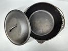 LODGE CAST IRON DUTCH OVEN WITH HANDLEImage - 2