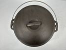 CAST IRON DUTCH OVEN. UNMARKED CAST IRON DUTCH OVEN WITH HANDLEImage - 1