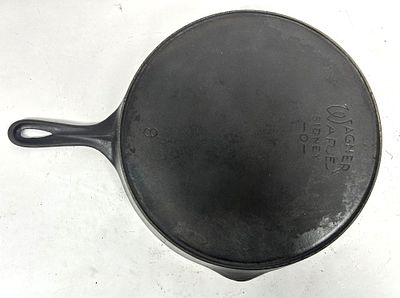 VINTAGE WAGNER WARE SKILLET. VINTAGE WAGNER WARE SIDNEY -0- SKILLET 9