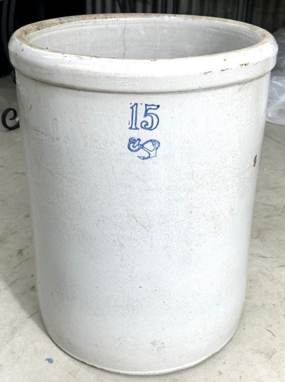 Lot 316: 15 GALLON ANCHOR CROCK