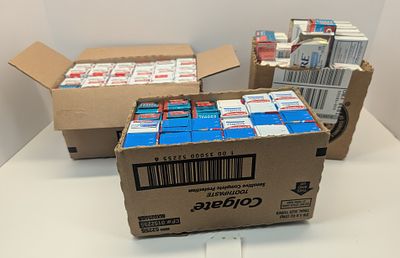 VARIETY TOOTHPASTE. 62 COUNT OF VARIETY TOOTHPASTE, EXPIRATION DATES VARY BUT ALL ARE EXPIRED 