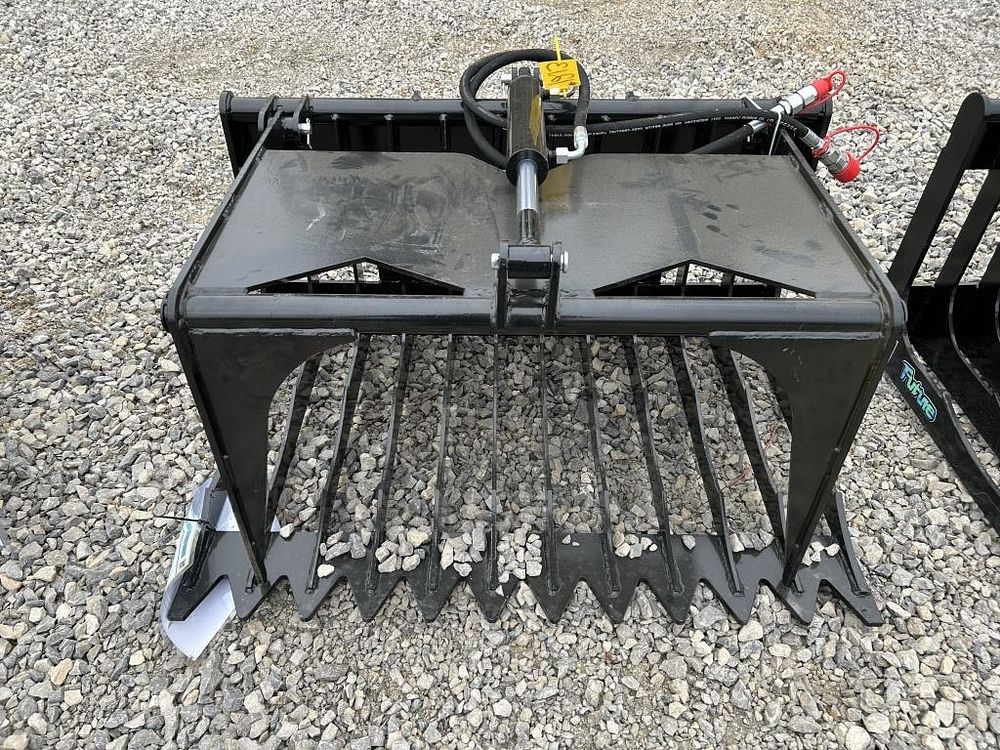 Lot 363: 2025 FUTURE SKID STEER HOLLOW WOOD GRABBER