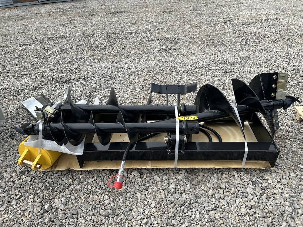 Lot 376: 2025 FUTURE QUICK ATTACH AUGER