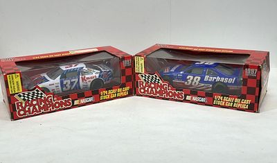 JEREMY MAYFIELD #37 RACING CHAMPIONS. NOS 1/24 RACING CHAMPIONS 1997 EDITION ELTON SAWYER #38 