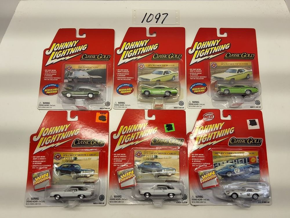Lot 1097: JOHNNY LIGHTNIN - CLASSIC GOLD COLLECTION