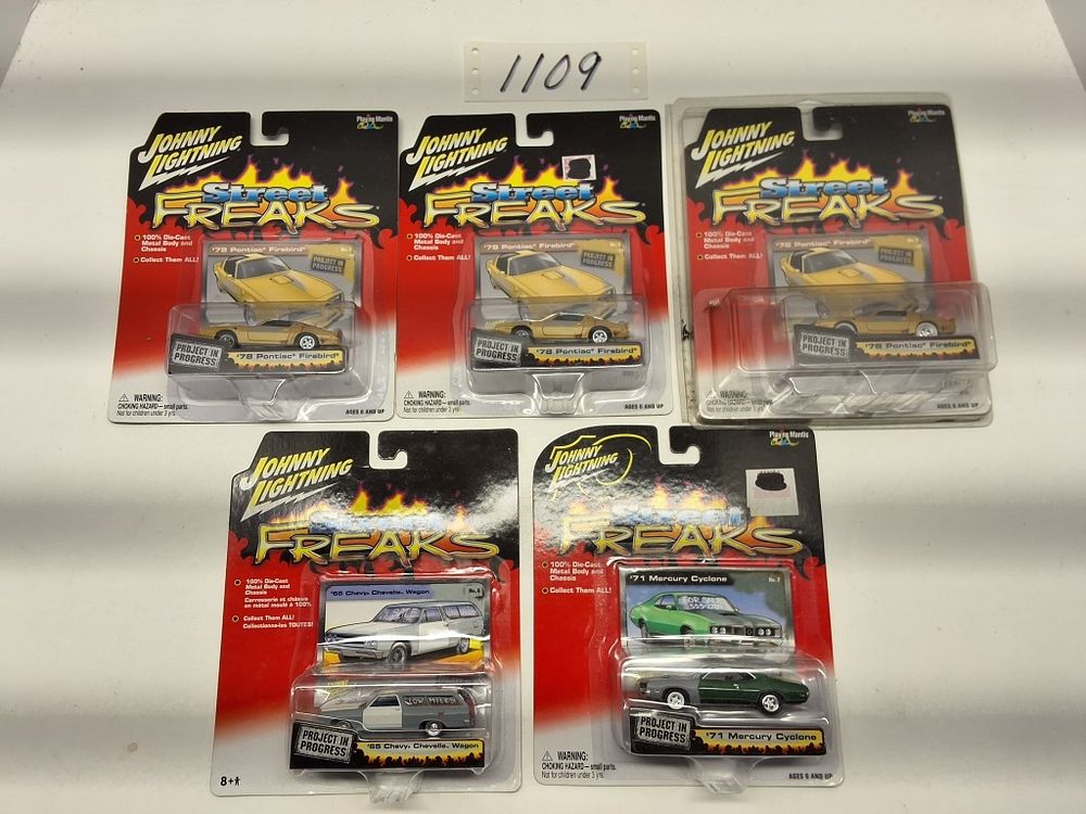 Lot 1109: JOHNNY LIGHTNING - STREET FREAKS