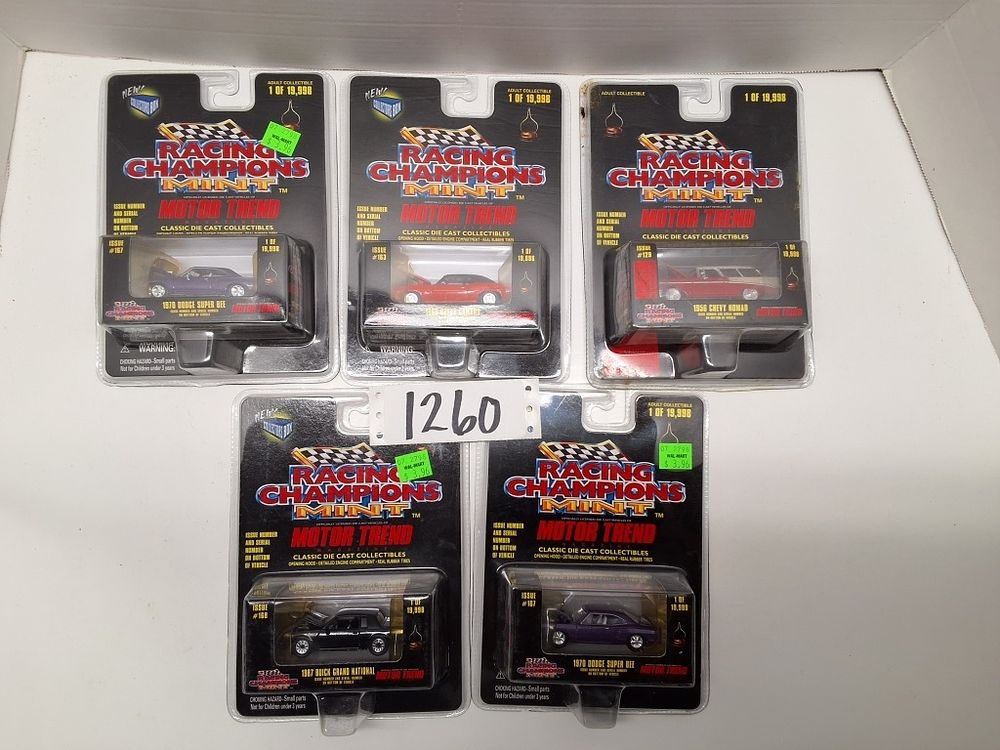 Lot 1260: NASCAR - RACING CHAMPIONS - MINT