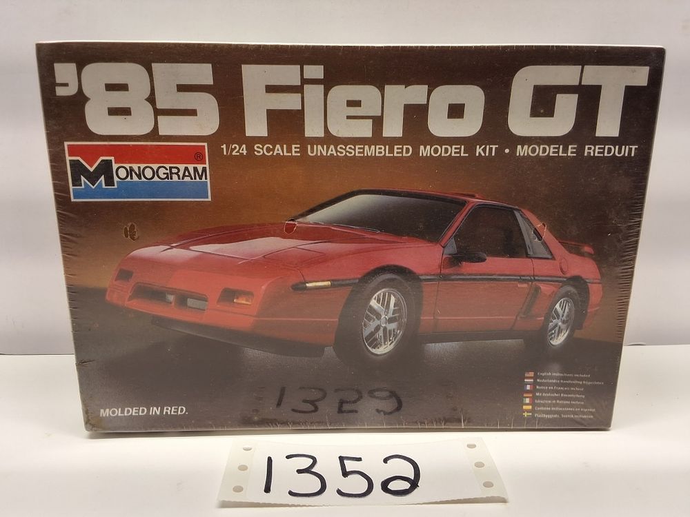 Lot 1352: SPORTS - BASKETBALL -
