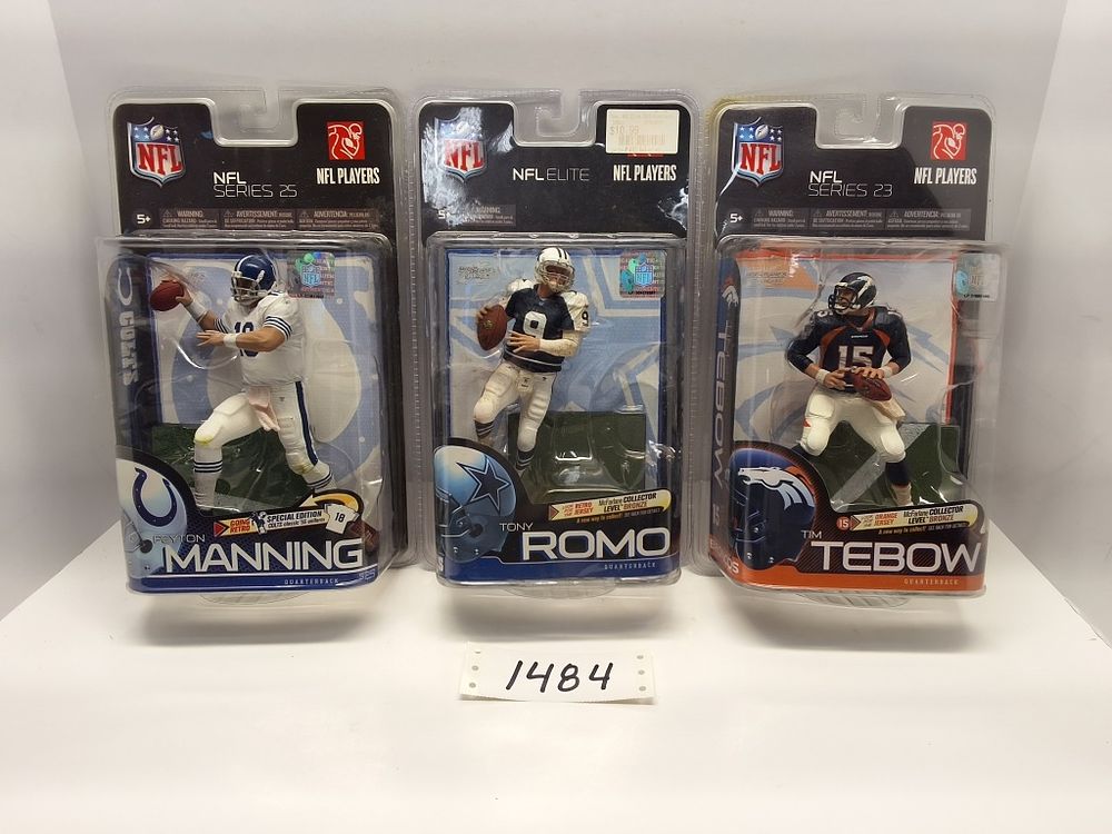 Lot 1484: SPORTS - FOOTBALL - COWBOYS, BRONCOS, & COLTS