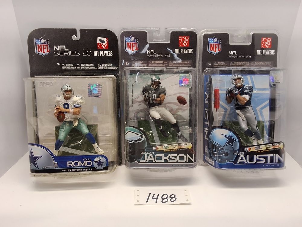 Lot 1488: SPORTS - FOOTBALL - EAGLES & COWBOYS