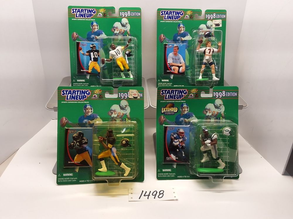 Lot 1498: SPORTS - FOOTBALL - STARTING LINEUP BY KENNER