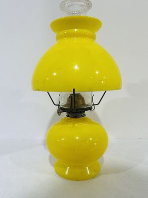 VINTAGE YELLOW GLASS OIL LAMP. MULTI PIECE