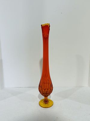 VINTAGE AMBERINA SWUNG GLASS VASE. NO CHIPS OR CRACKS