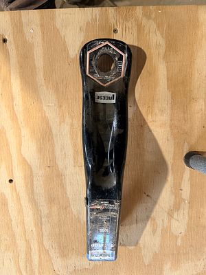 5IN DROP FLAT HITCH RECIEVER . .