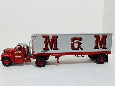 1/34 1ST GEAR 1960 MODEL B-61 MACK M&M TRANSPORT. 1/34 DIECAST FIRST GEAR MODEL B-61 MACK 