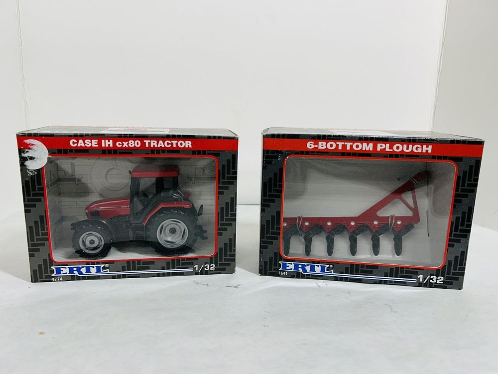Lot 190: ERTL 1/32 IH CX80 WF & 6 BOTTOM PLOW