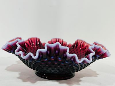 FENTON PLUM OPALESCENT HOBNAIL RUFFLED EDGE BOWL. .